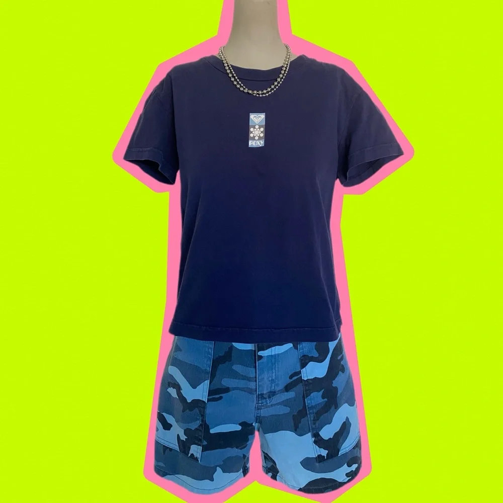 90s Roxy Snowflake Tee - Picture 2 of 4